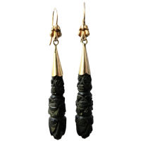 victorian_carved_whitby_jet_earrings_1