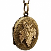 antique-victorian-bunch-of-grapes-locket