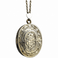 antique-victorian-locket-pendant