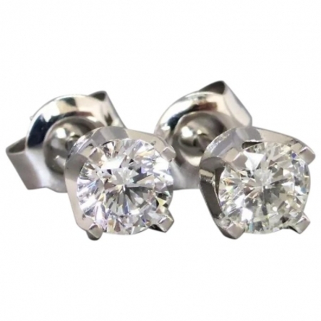 dazzling-0-88cwt-diamond-stud-earrings_1905055179